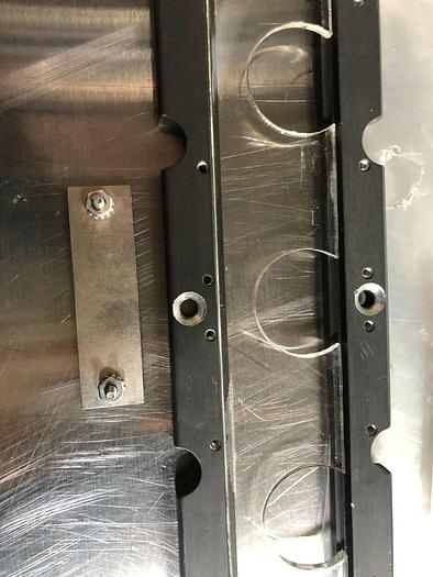 LAM 742-008991-001 GASKET EMI RECT C-S .188X