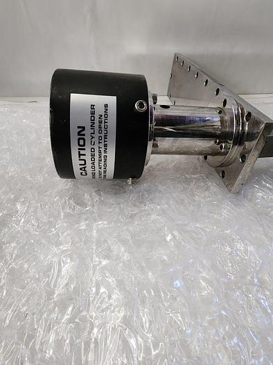 Used 8in MECHANICAL CHUCK WITH MDC ACTUATOR