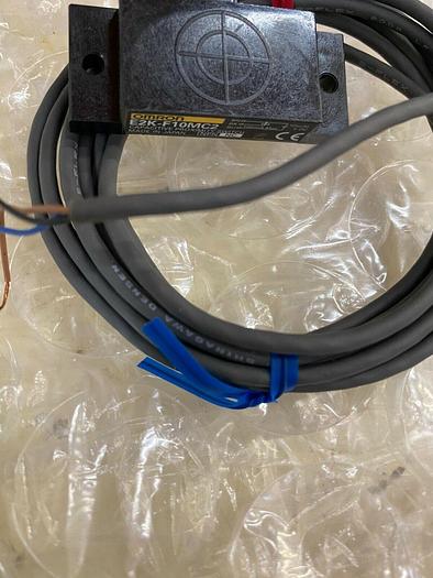 OMRON E2K-F10MC2 CAPACITIVE PROXIMITY SWITCH