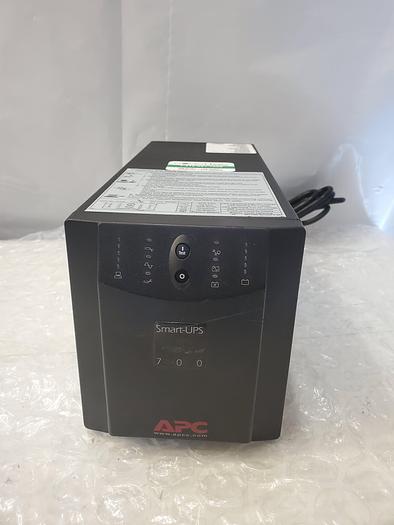 Used APC SMART-UPS 700