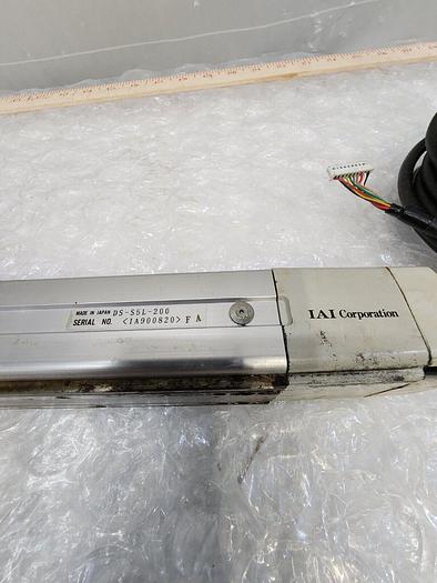 Used IAI CORPORATION DS-S5L-200 LINEAR ACTUATOR