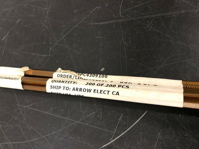 Used SAMTEC CLM11102GD CONNECTOR