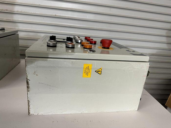 Used EDWARDS Q40 PUMP CONTROLLER