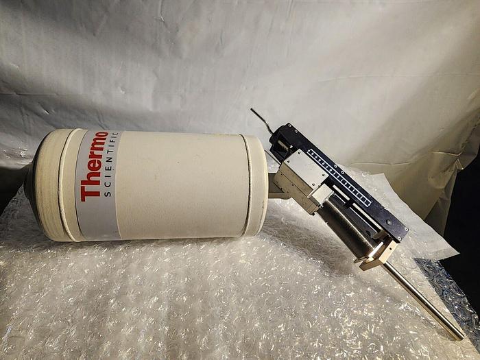 Used THERMO ELECTRON CORPORATION 840-979514 LIQUID NITROGEN TANK