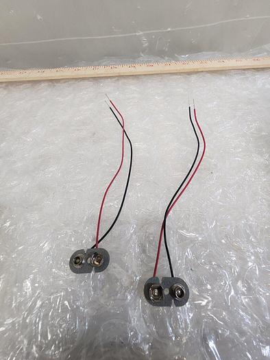 Used 72K-ND STRAP BATTERY FIBRE BASE 9V 7" LD