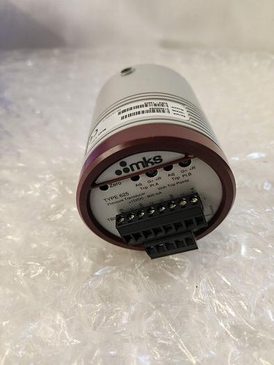 MKS BARATRON CAPITANCE MANOMETER 625A-13902