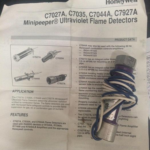 Ultraviolet flame detector