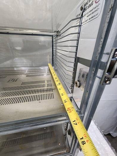 Used TERRA UNIVERSAL DESICCATOR 2076-00