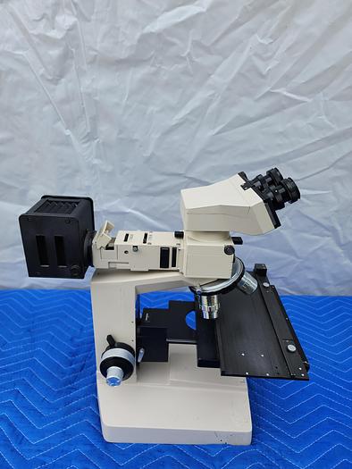 Used OLYMPUS BH2-UMA F-180 WITH 2 EYEPIECES CFW 15x 3 OBJECTIVES (NEOSPLAN .55, Neosplan 20x, 10X )