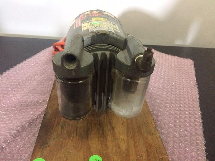 Used DAYTON 4Z334 VACUUM PUMP