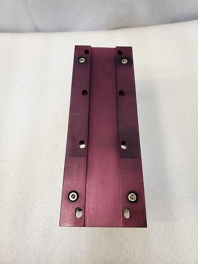 Used COHERENT 1057214 RADIUS MOUNT