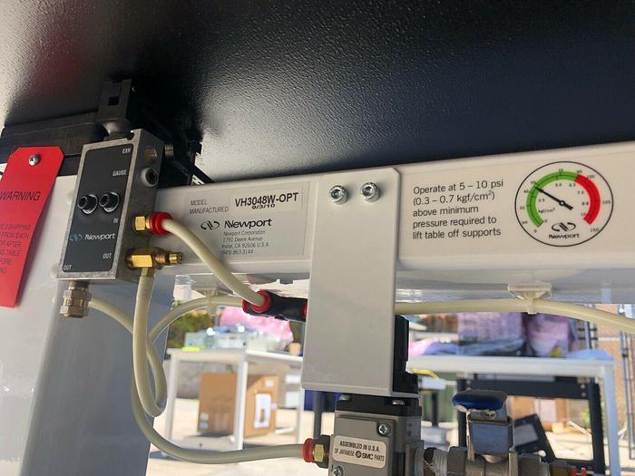 Used NEWPORT SG-30X48-2 (VH3048W-OPT) ISOLATION TABLE