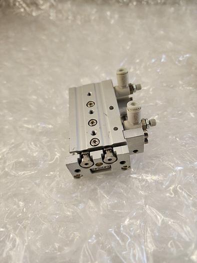 Used SMC MXS8-30 CYLINDER ROLLER