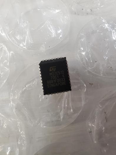 Used Programmable Array ST M27C51270C1