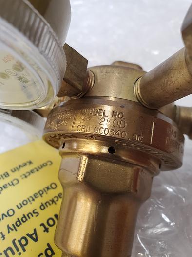 Used VICTOR SR250D COMPRESSED GAS REGULATOR