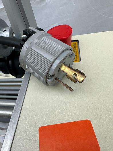 Used WESTERN MAGNUM PHOTORESIST LAMINATOR