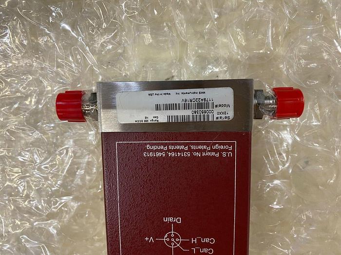 Used MKS MASS FLOW CONTROLLER 1179A22CR16V