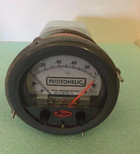 Used PHOTOHELIC 3001C Max Pressure 25 PSIG