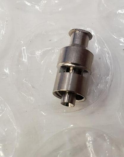 Used 07-0220-00 adaptor luerlock, no bubble