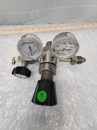 Used ALPHAGAZ REGULATOR 2652 , 200 PSI - 3000 PSI