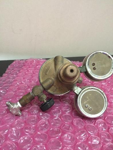 Used MATHESON 8H-580 GAS REGULATOR