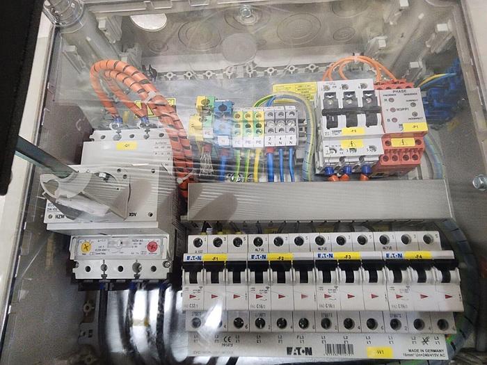Used LEYBOLD OPTICS GMBH 10102522 , POWER DISTRIBUTION UNIT