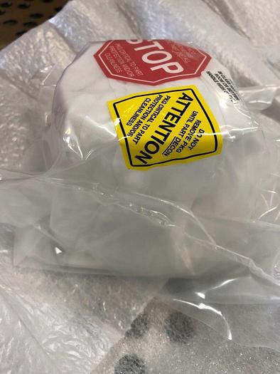 AMAT 0021-06043 ADAPTOR DXZ TOP MOUNT FLOURINE FENERATOR