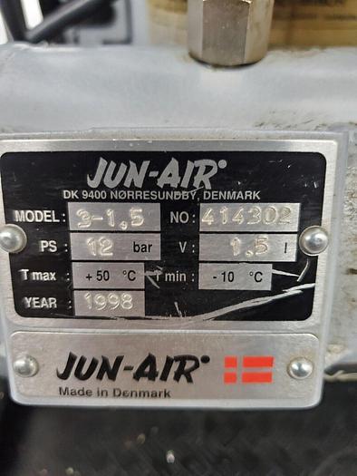 Used NEWPORT AIR COMPRESSOR ACMP