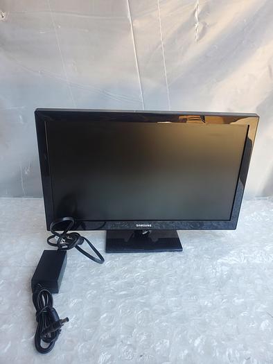 Used SAMSUNG UN19F4000 LED TV