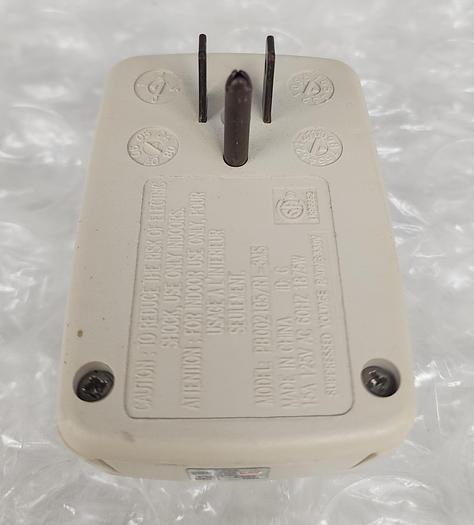 Used PLUG IN OUTLET PB002105 R1-3MS 