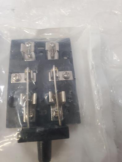 Used RADIOSHACK 275-1537 DPDT KNIFE SWITCH