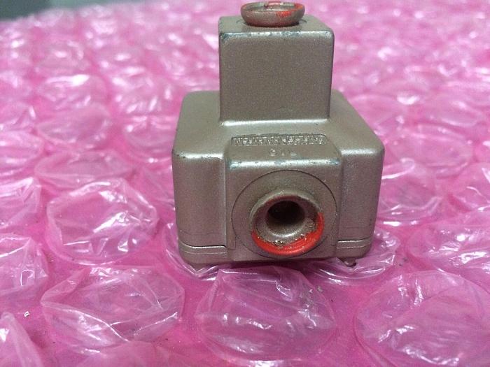 Used Schrader 3642 Valve