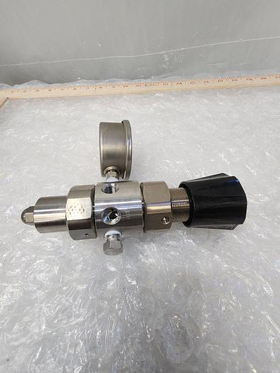 Used ALPHAGAZ 2651 REGULATOR