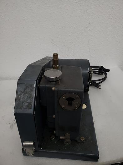 Used WELCH DUO-SEAL 1399 VACUUM PUMP