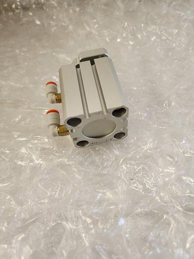 Used SMC CQMB25-25 COMPACT CYLINDER