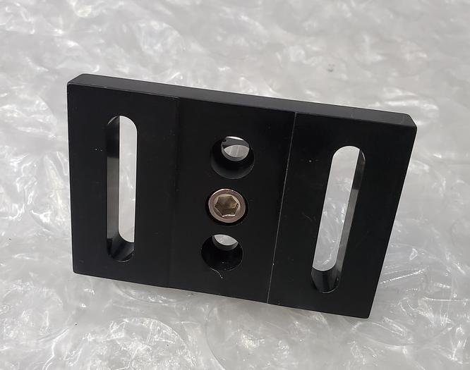 Used THORLABS BA2 MOUNTING BASE