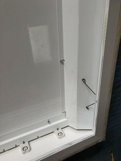 Used CLEAN ROOM E-180829 FLUORESCENT LUMINAIRE LIGHT FIXTURE T-8