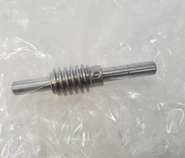 Used SHAFT WORM CASS PIVOT 32023137B
