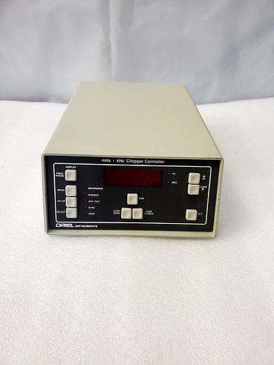 Used ORIEL INSTRUMENTS MHZ KHZ 75160 CHOPPER CONTROLLER