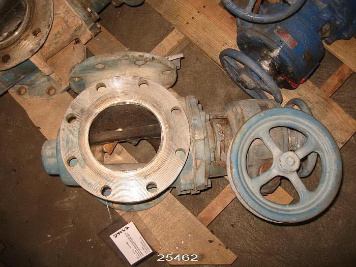 Used Dezurik 2005747 3 Way Valve, 6" Body Stainless Steel, Seat 56, Temperature 250 Degrees F #25462