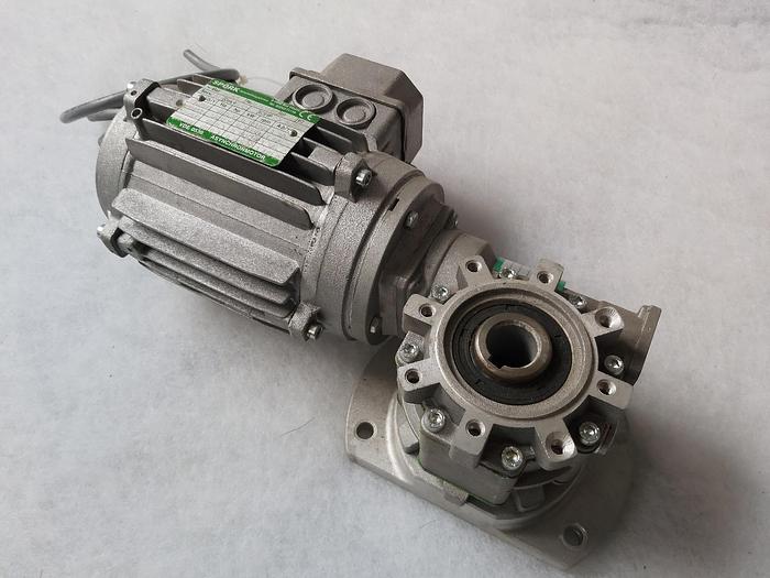 Winkelgetriebemotor, SFK40-N0.18/4-63B14, 17,5 U/Min., Spörk, neuwertig
