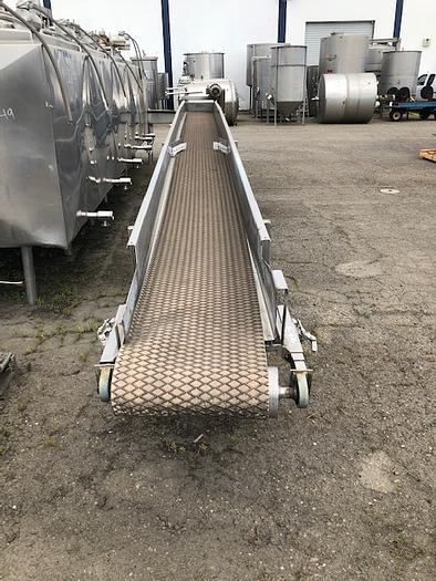 Used 20'' Wide x 29' Long Inclined Belt Conveyor