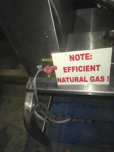 Used GROEN TDH-40 TRUNNION STYLE STEAM KETTLE, NAT. GAS w/ S/S STAND & 2 TEMP WATER FILL FAUCET.