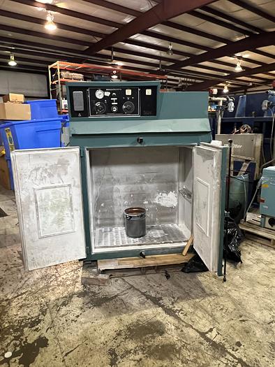 Used 48″ W X 24″ D X 48″ H BLUE M OVEN – MODEL POM-326G – 316 DEG C / 600 DEG. F (#9739)