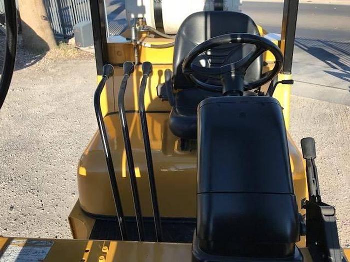 Refurbished 2012 Cat GC40K