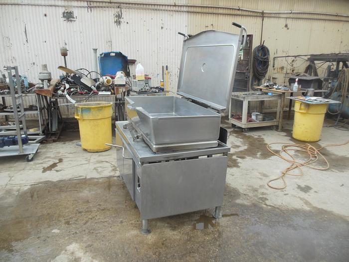 Used Cooker, Braiser, 40 Gallon, S/st, Market Forge, Mdl 1700, #S742462