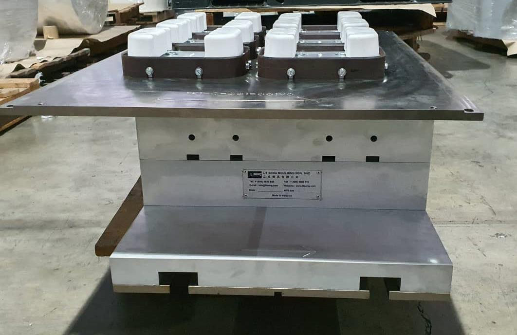 Used 2018 Kiefel PET Punnet Mould