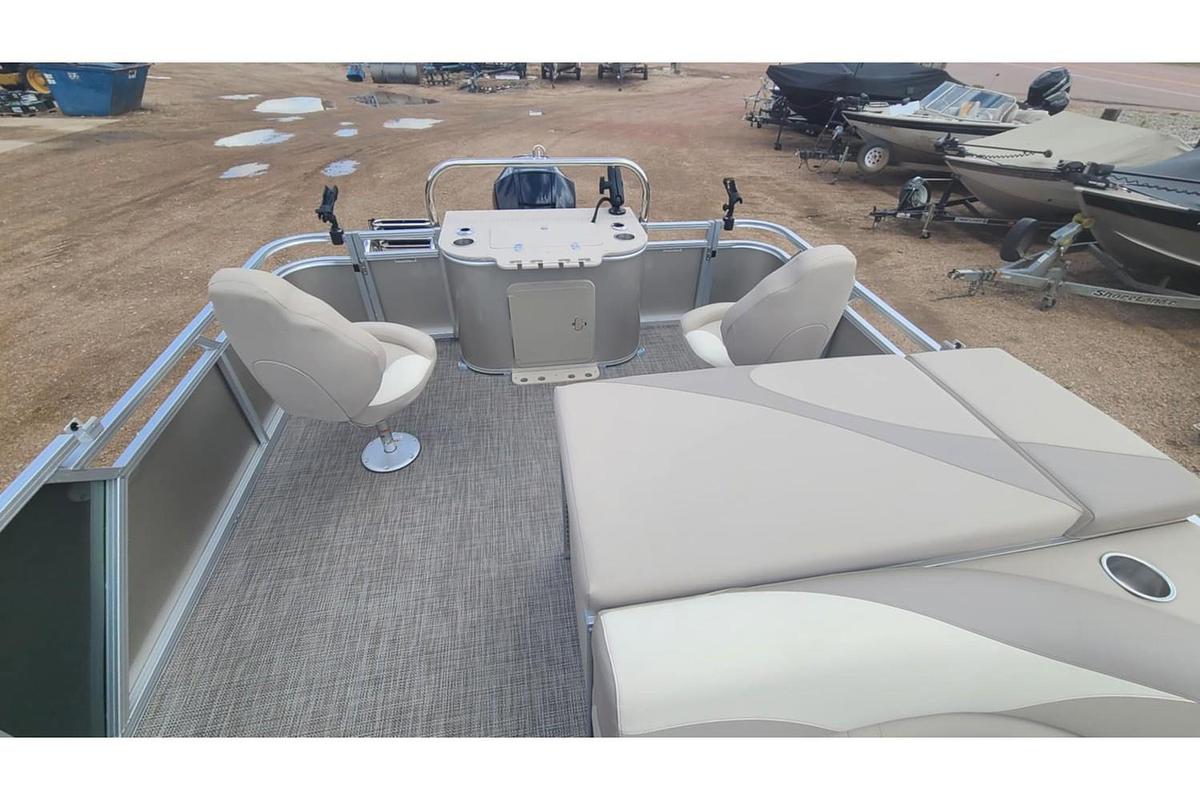 2026 Avalon 2385 LSZ RF