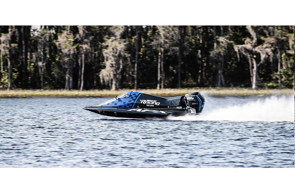 2023 Mercury 200 HP APX 3.4L V6