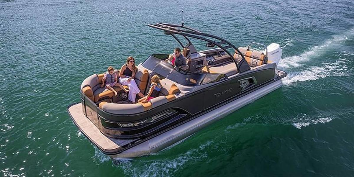 2026 Avalon Excalibur LTD Flex Lounge Windshield - 25 FT